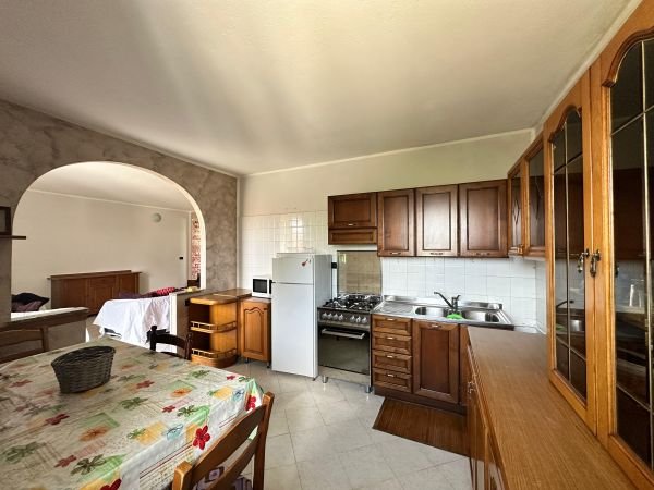 APARTAMENTO DE TRILOCALE CASTELLAMONTE SPINETO FRAÇÃO