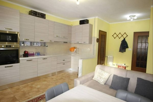 Apartamento em Ceres